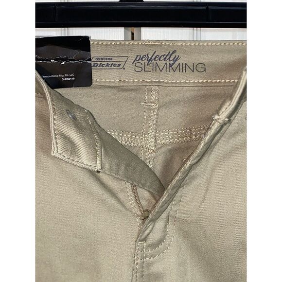 NWT  GENUINE DICKIES WOMEN'S PERFECTLY SLIMMING PANTS Chino Khaki 4 Regular‎ - Picture 4 of 6